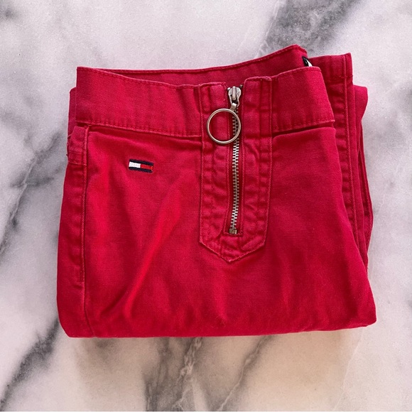 ⚡️Vintage⚡️ Early 2000’s Red Tommy Hilfiger Jeans Capris - Picture 11 of 11